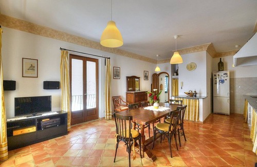 Praiano Villa | Villa Fabiola: A bright and elegant three-story villa with the fascination of the typical and ancient mediterranean houses.