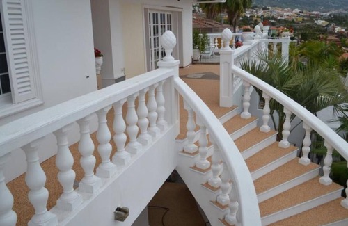 Las Cuevas Apartment | Villa Famosa - Luxurious holiday apartment in the heart of Tenerife