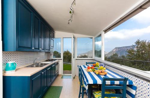 Piano di Sorrento Apartment | Villa Fanella, independent house between Sorrento & Amalfi
