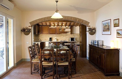 Lucignano Villa | Villa Fedora: A pleasant and spacious two-story villa situated a few miles from the shores of Lake Trasimeno.