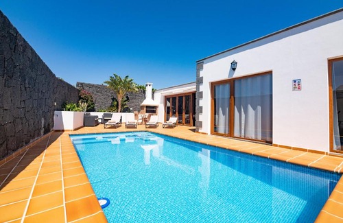 Tias Villa | Villa Feel