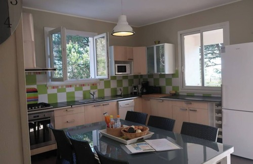 Sorbo-Ocagnano House | villa feet in the water/gite 3 stars