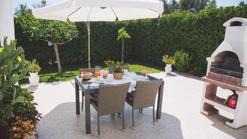 Ispica Villa | VILLA FERRADINA 4&2, Emma Villas