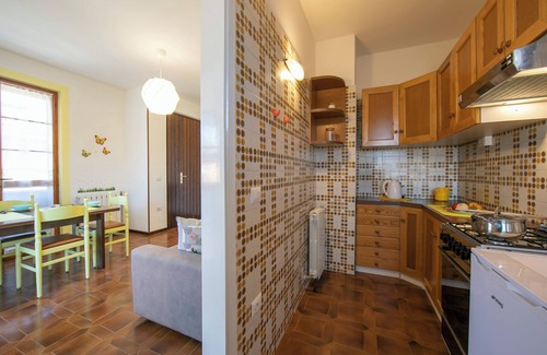 Colombare Apartment | Villa Fiorita - Apt 4 - Mimosa