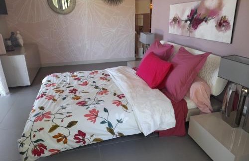 Bouc-Bel-Air Bed & Breakfast | Villa Francine