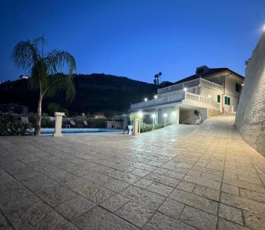 Scaletta Zanclea Bed & Breakfast | Villa Frank