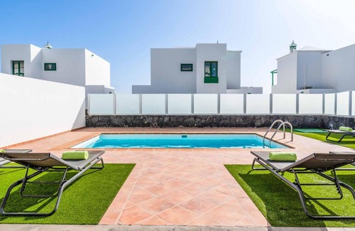 Playa Blanca Villa | Villa Fula