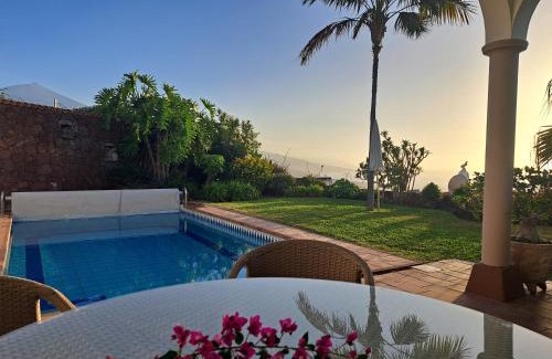 Santa Ursula Villa | Villa Gecko