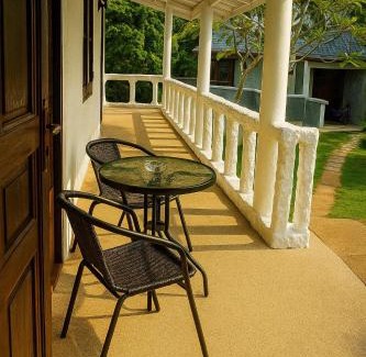 Thong Krut Hotel | Villa Giacomelli Samui