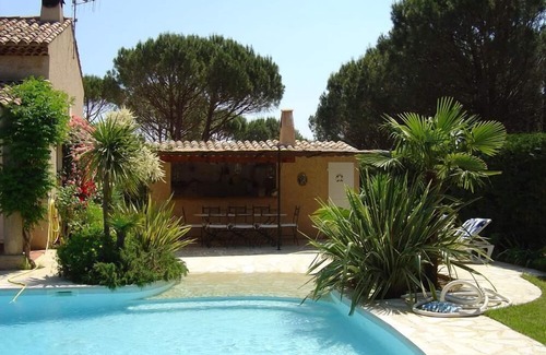 Cogolin Villa | Villa golfe de St Tropez, quiet comfortable, bungalow 6 pers