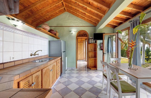 Tijarafe Villa | Villa 'Gorgonia' with Sea View, Private Garden and Wi-Fi