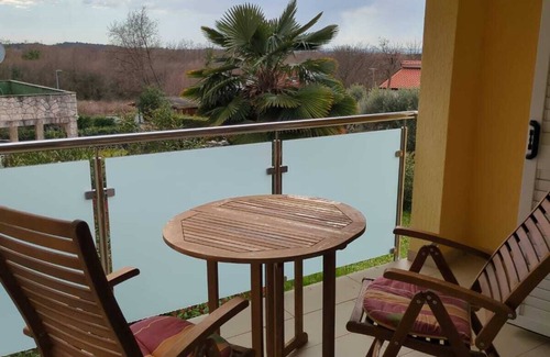 Gulici House | Villa Green Oasis