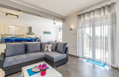 Cerovlje Villa | Villa Grimaldi - Three Bedroom Villa, Sleeps 7