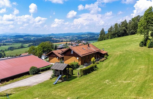 Waldkirchen House | Villa Hügl - cozy vacation apartment for couples