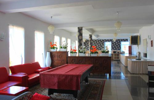 Dabki Bed & Breakfast | Villa Happy Rose