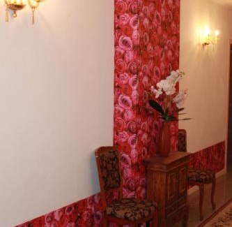 Dabki Bed & Breakfast | Villa Happy Rose