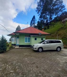 Berastagi Villa | Villa harapan baru