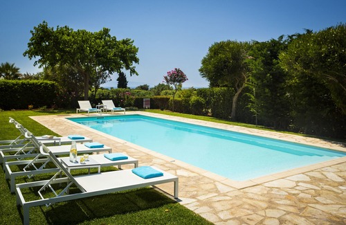 Svoronata Villa | VILLA HARIS, LUXURY VILLA WITH PRIVATE POOL
