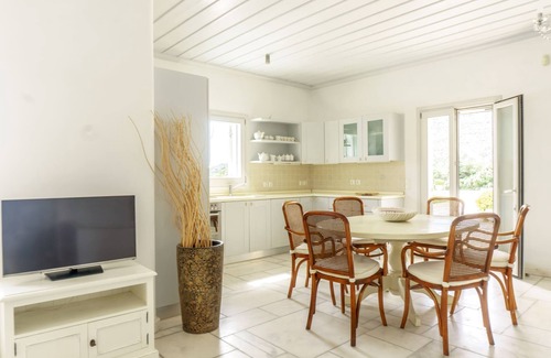 Paraga House | Villa High Agrari