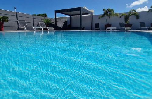 Sainte-Anne Villa | Villa HX