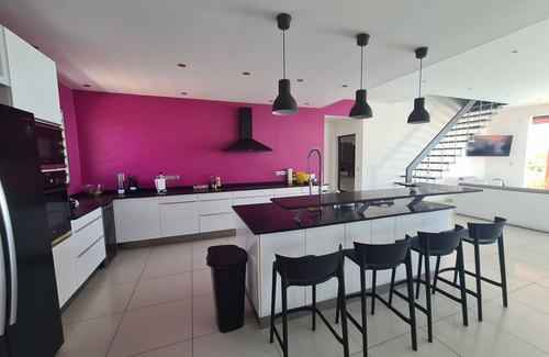 Sainte-Anne House | villa HX high standing, swimming pool, beach, seen sea since the continuation