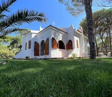 Santa Margherita di Pula House | Villa immersa nel verde a 150mt dal mare adiacente al Forte Village Resort