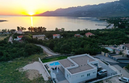 Rovanjska Villa | Villa Immortelle with pool and sea view