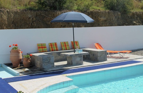 Vizari Villa | Villa in Agia Galini with Pool Views