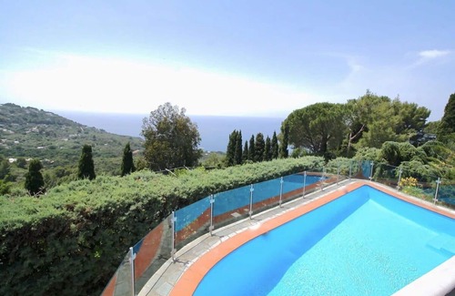 Anacapri Villa | Villa in Anacapri with 6 bedrooms sleeps 12
