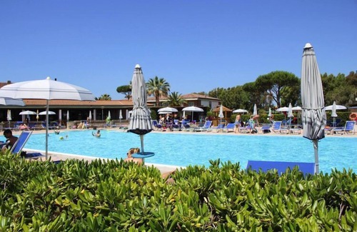 Marina di Cecina Apartment | Villa in Cecina Mare near Sandy Beaches