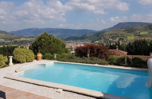 Limoux Villa | Villa in Limoux with Private Pool & Mountain Views