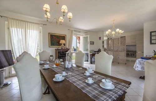 Marina Velca Villa | Villa in Marina Velca with 11 bedrooms sleeps 24