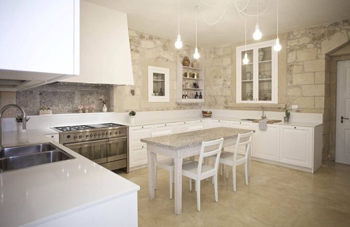 Martano Villa | Villa in Martano with 5 bedrooms sleeps 10