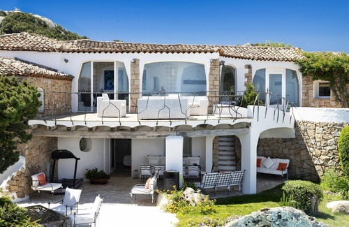 Porto Rotondo Villa | Villa in Porto Rotondo with 9 bedrooms sleeps 20