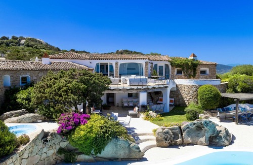 Porto Rotondo Villa | Villa in Porto Rotondo with 9 bedrooms sleeps 20
