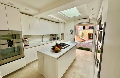 Porto Rotondo Villa | Villa in Porto Rotondo with 7 bedrooms sleeps 14