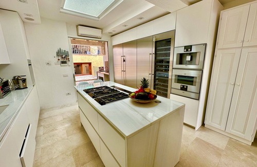 Porto Rotondo Villa | Villa in Porto Rotondo with 7 bedrooms sleeps 14