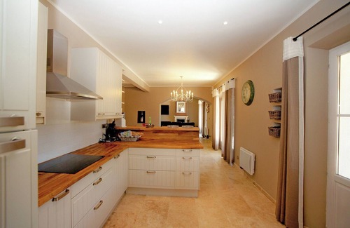 Martres-Tolosane Villa | Villa in Provence with Infinity Pool