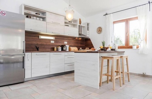 Rovanjska Villa | Villa in Rovanjska with Sea Views & Pool