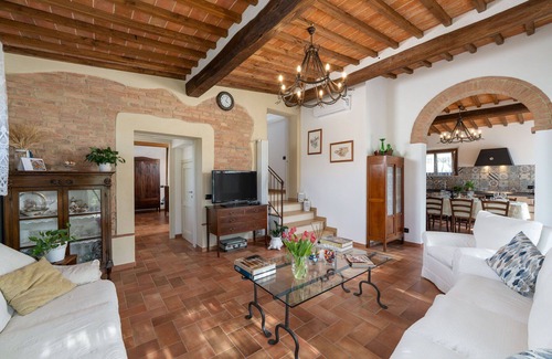 Siena Villa | Villa in Siena with 4 bedrooms sleeps 8