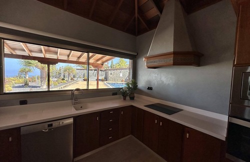 Adeje Villa | VILLA IN THE MOUNTAIN WITH VIEWS AND POOL