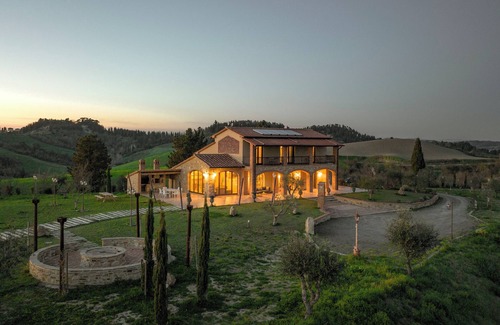 Peccioli Villa | Villa in Tuscany with exclusive Garden, panoramic pool and culinary experiences