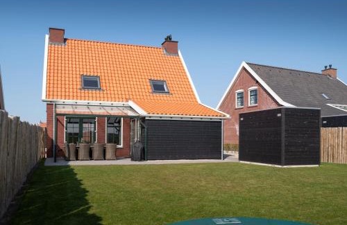 Colijnsplaat House | Villa in Zeeland near Clean Beaches, cleaning included