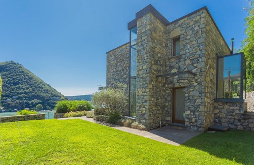 Como Villa | Villa Infinity in Como