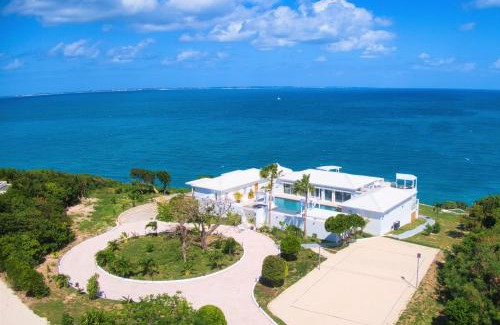 Les Terres Basses Villa | Villa Infinity Blue