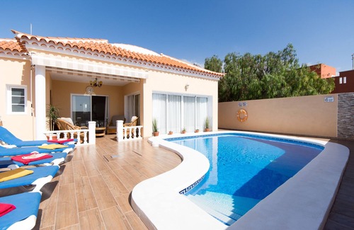 Callao Salvaje Villa | Villa Isla by Tenerife Villas Online