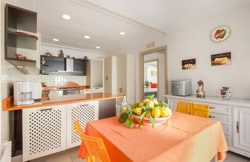 Sant'Agata sui Due Golfi Villa | Villa Paravati - Six Bedroom Villa, Sleeps 12