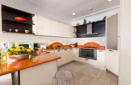 Sant'Agata sui Due Golfi Villa | Villa Paravati - Six Bedroom Villa, Sleeps 12