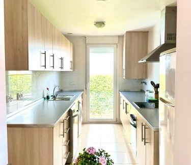 Alhama de Murcia Villa | VILLA IZAN