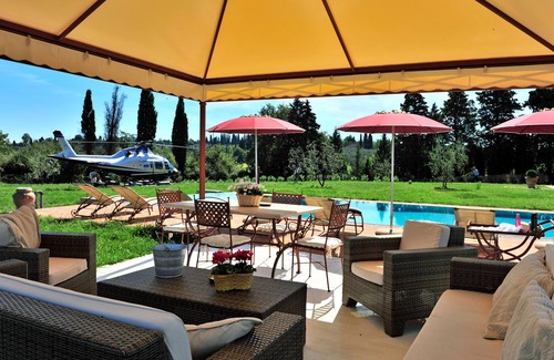 Peccioli Villa | Villa Jasmine is a luxury vacation rentals in Tuscany.